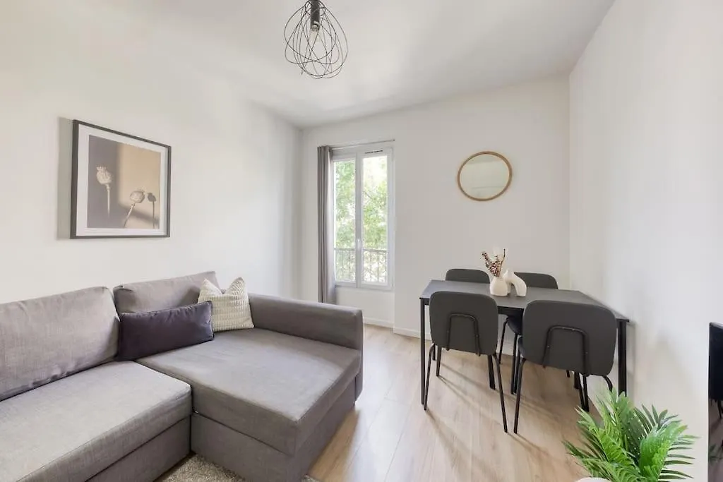 T2 Parisien- 1 Min A Pied Du Metro Ligne 13 & 14 Apartamento París