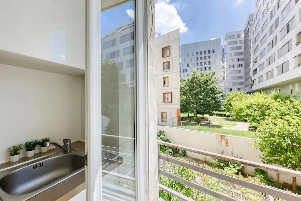T2 Parisien- 1 Min A Pied Du Metro Ligne 13 & 14 Apartamento *